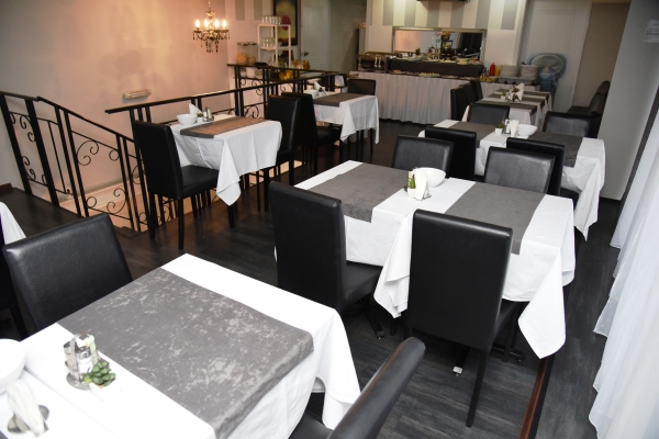 Hotel Dash Star (Novi Sad)